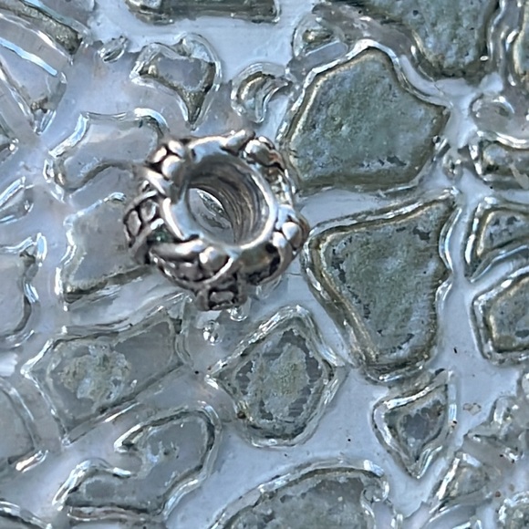 Pandora Celtic Knot charm - Picture 4 of 5